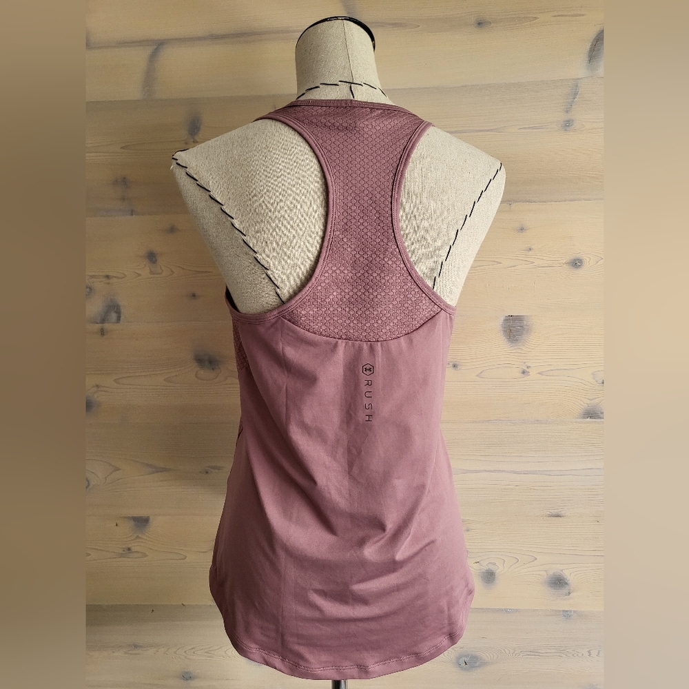 NWOT Under Armour Heat Gear Fitted Athletic Tank size M - Picture 4 of 8